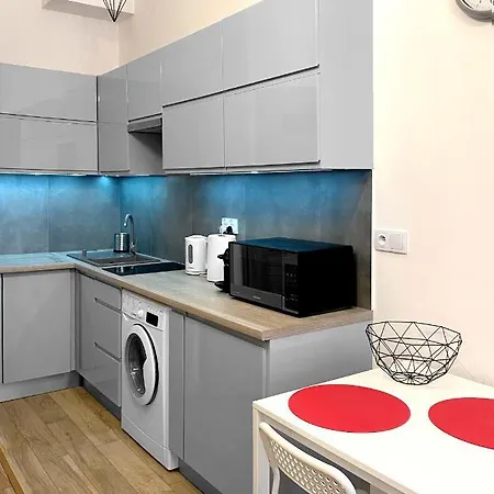 Starowislna 41-43 By Pi