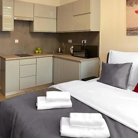 Starowislna 41-43 By Pi