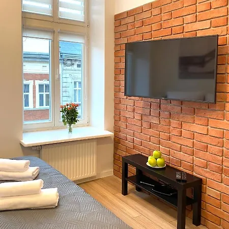 Starowislna 41-43 By Pi *