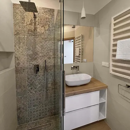 Starowislna 41-43 By Pi *