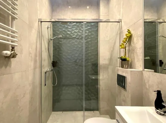 Starowislna 41-43 By Pi *