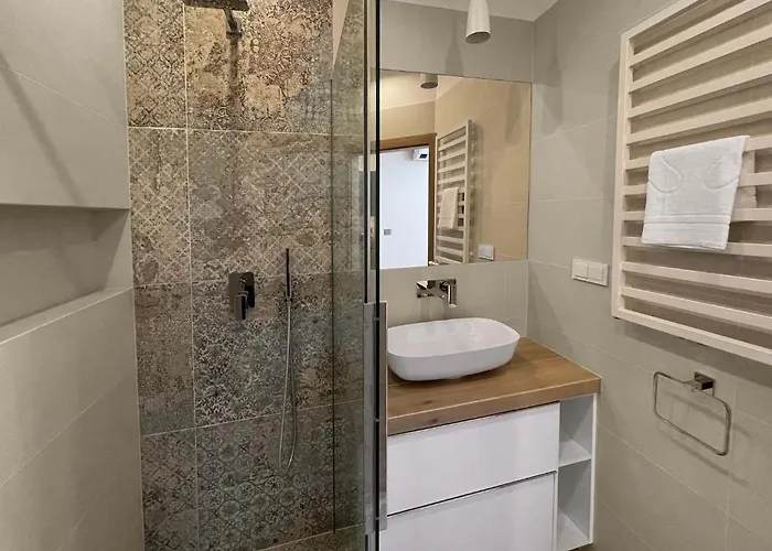 Starowislna 41-43 By Pi *