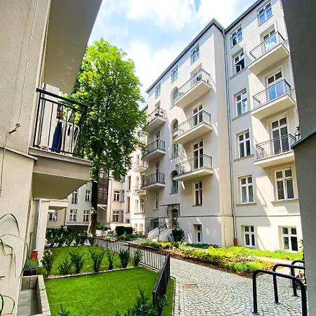 Daire Starowislna 41-43 By Pi Krakow